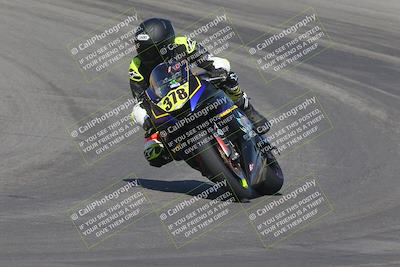 media/Oct-08-2023-CVMA (Sun) [[dbfe88ae3c]]/Race 3 Amateur Supersport Middleweight/